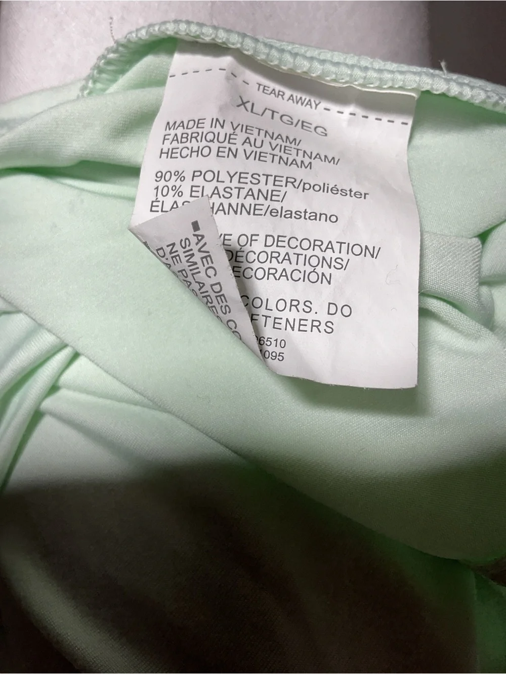 Under Armour Performance Tank - Picture 10 of 11